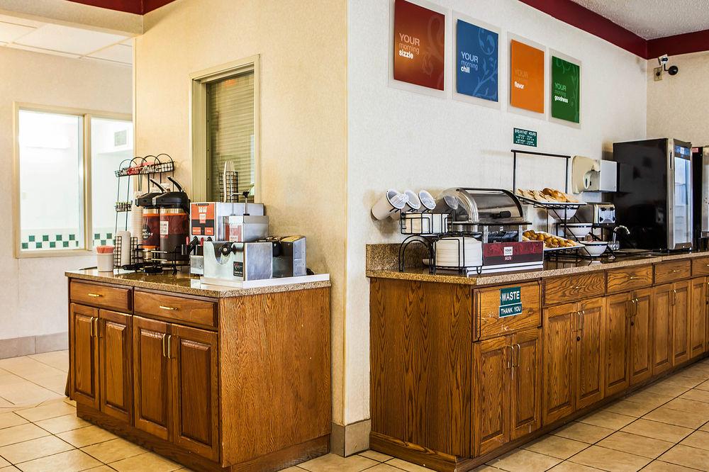 Comfort Inn Rockford Near Casino District Экстерьер фото