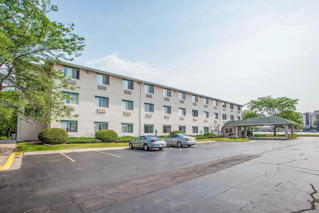Comfort Inn Rockford Near Casino District Экстерьер фото