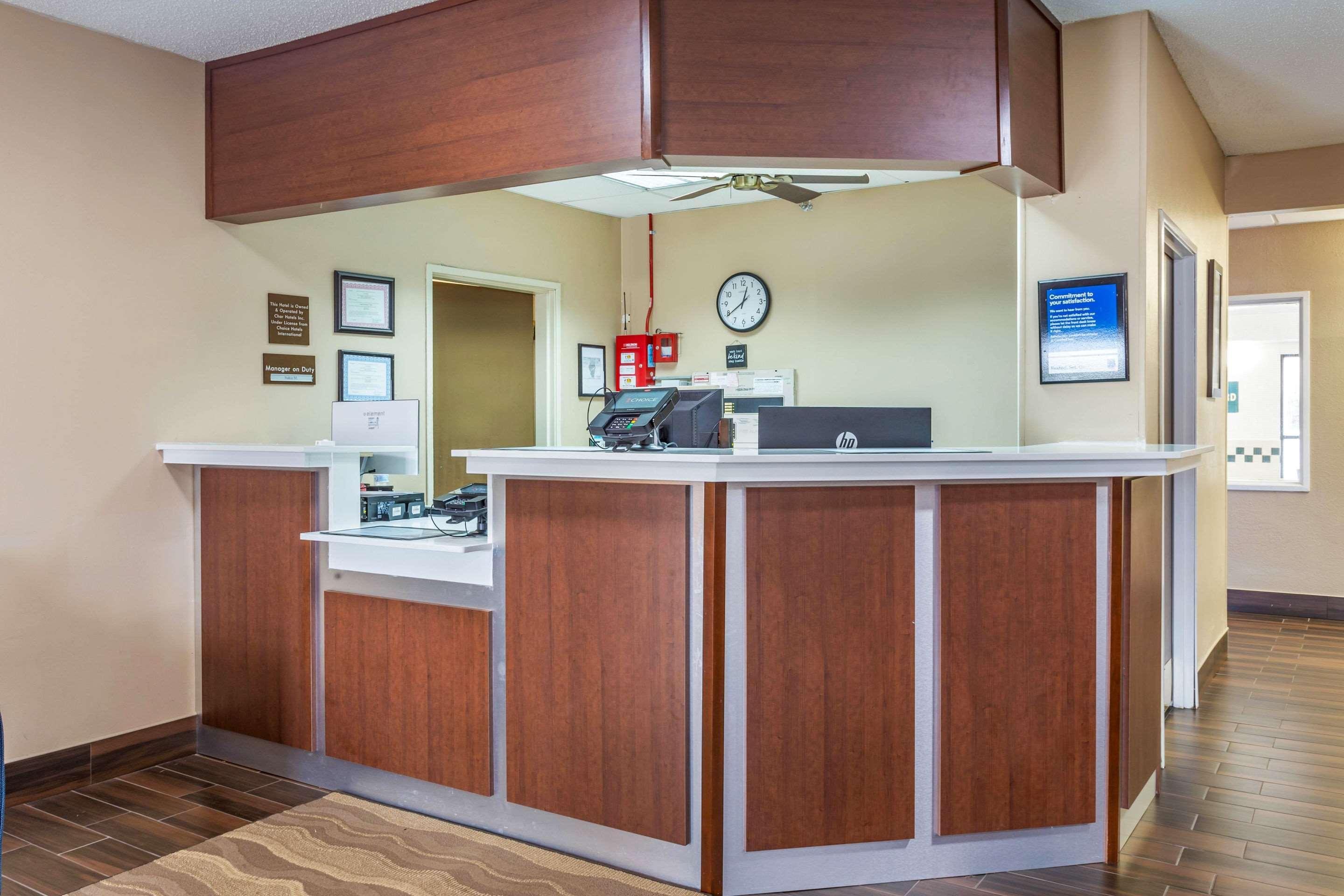 Comfort Inn Rockford Near Casino District Экстерьер фото