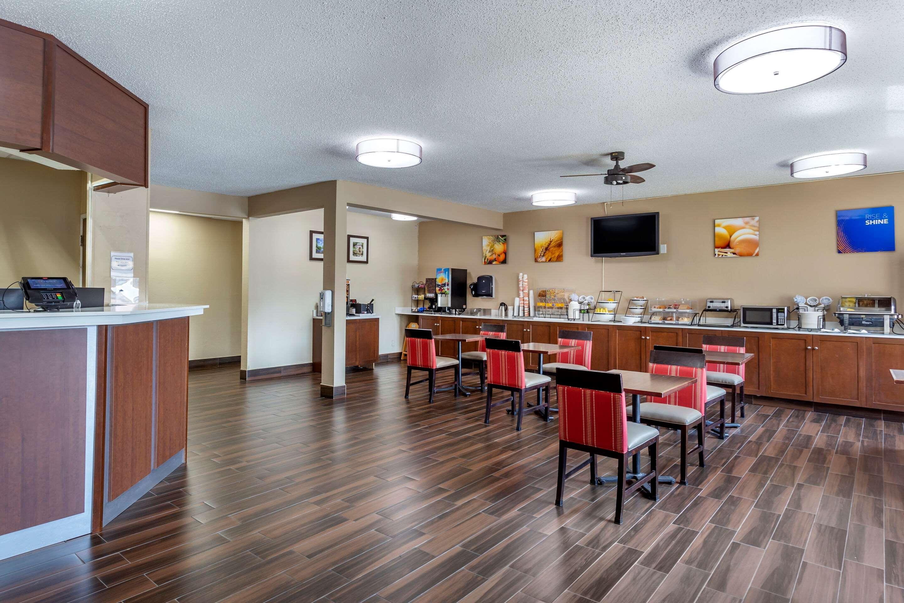 Comfort Inn Rockford Near Casino District Экстерьер фото